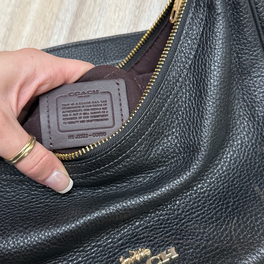 Coach Aria Shoulder Bag in Black Leather Shoulder & Crossbody Purse - Picture 8 of 16